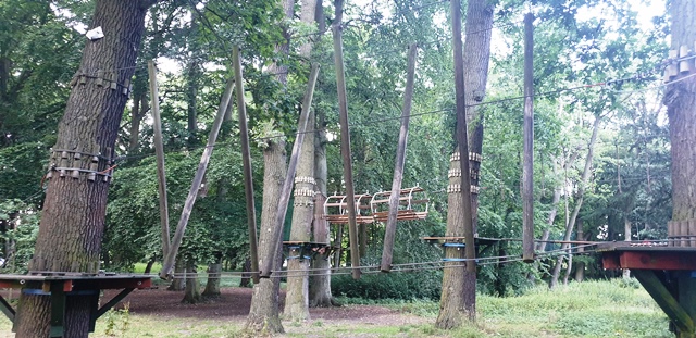 Atrakcje dla dzieci -park linowy w Kołobrzegu
