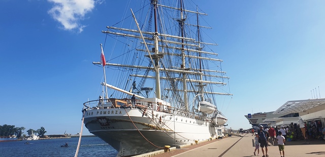 Dar Pomorza-statek muzeum w Gdyni